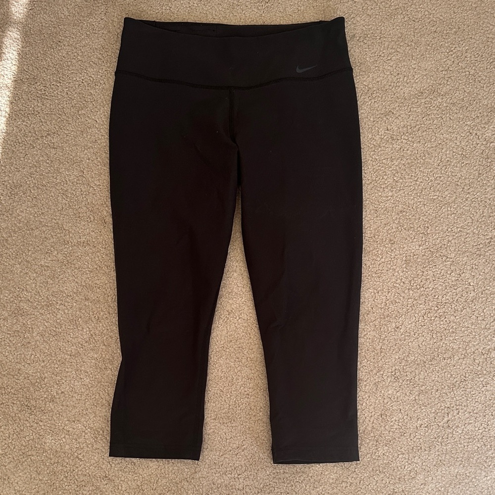 Nike Black Dri-Fit Capri Leggings